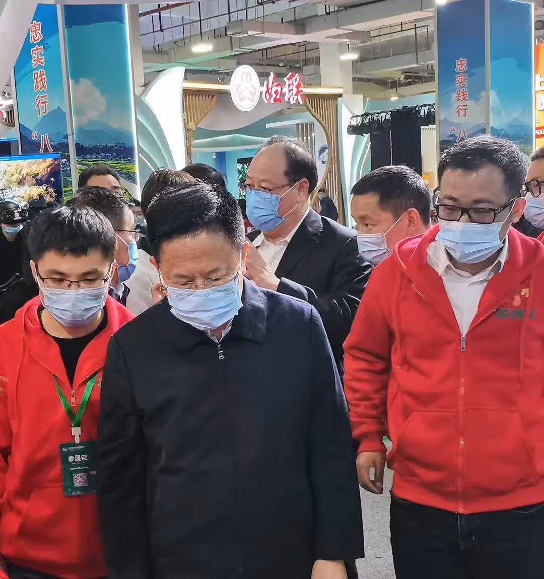 浙江省省长郑栅洁、副省长彭佳学莅临指导云合