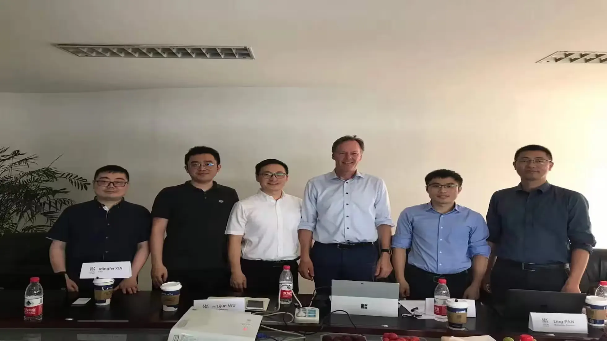 Yunhe - Gunnar Schlumbohm, General Manager of Germany's Go Systemelektronik, Visits Yunhe